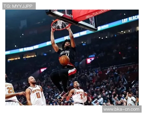 开拓者全队合练备战关键战役